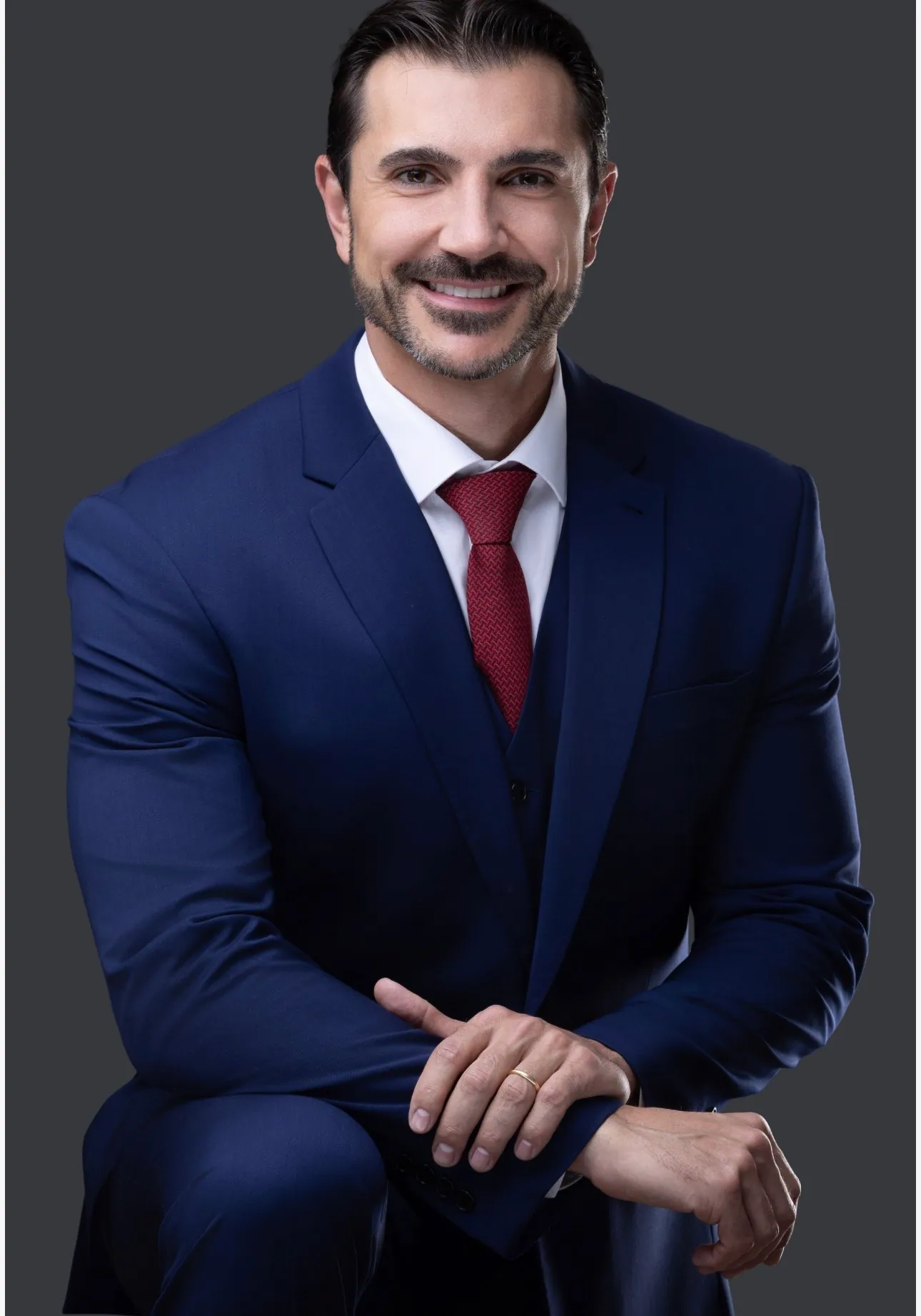 Dr. Alexandre Dell'Aquila